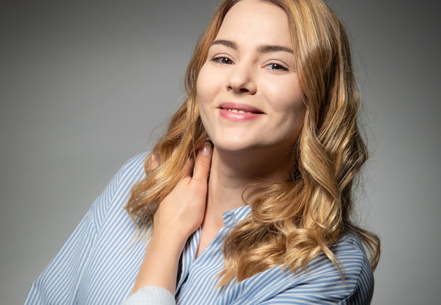 Närbild på kvinna. Fotografi.