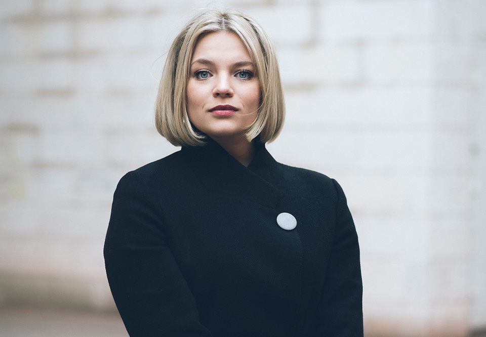 Närbild på kvinna. Fotografi.